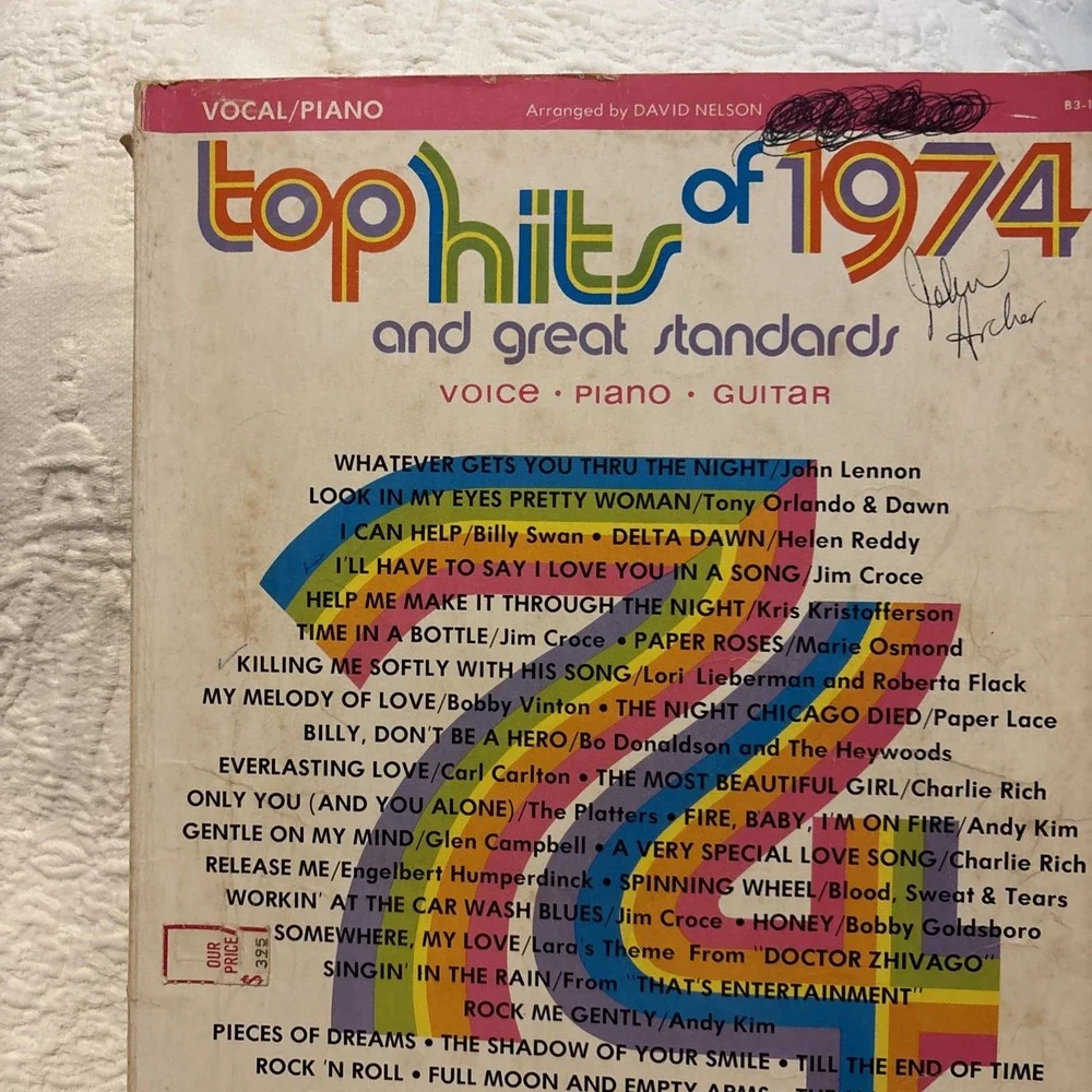 TOP HITS OF 1974 AND GREAT STANDARDS (VOICE, PIANO, GUITAR)